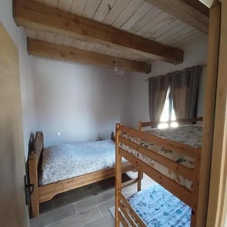 Au Point De Vue Apartment *